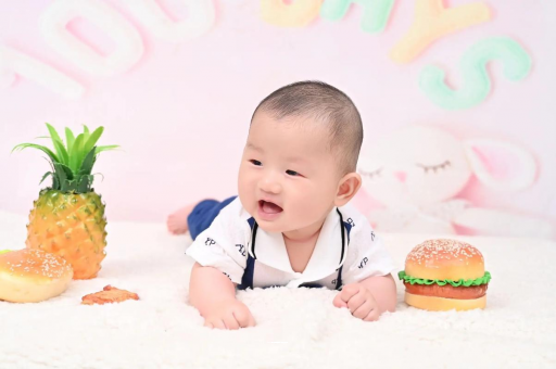 晋中宝宝老是溢奶